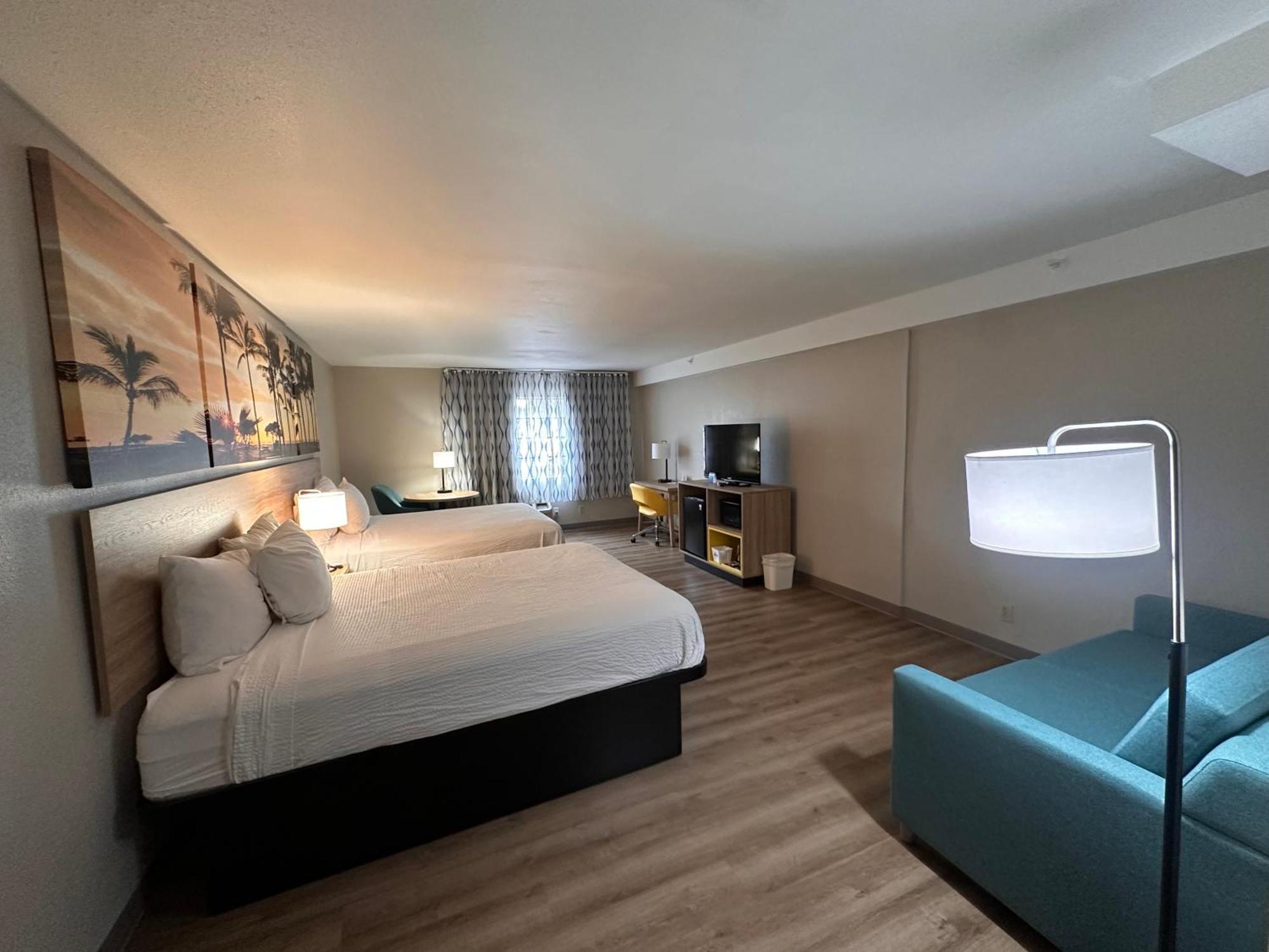 Days Inn & Suites By Wyndham Артижа Экстерьер фото