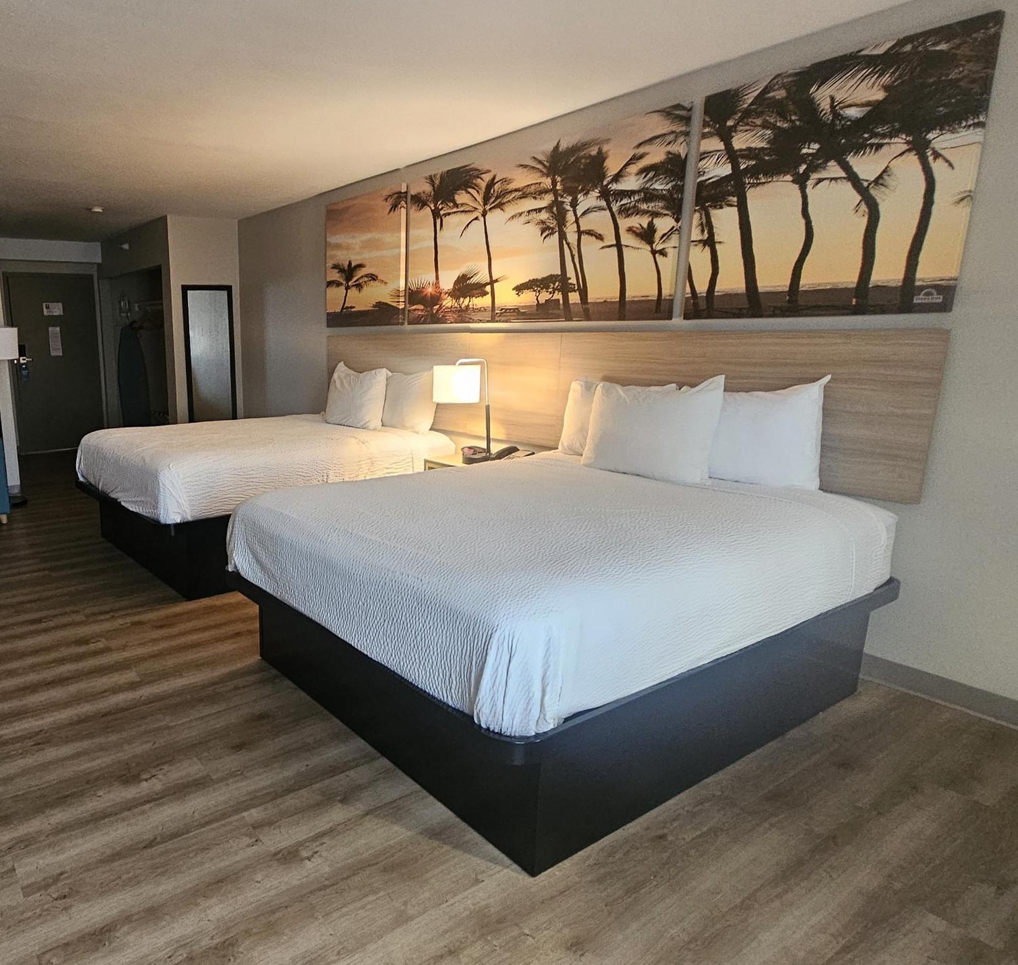 Days Inn & Suites By Wyndham Артижа Экстерьер фото
