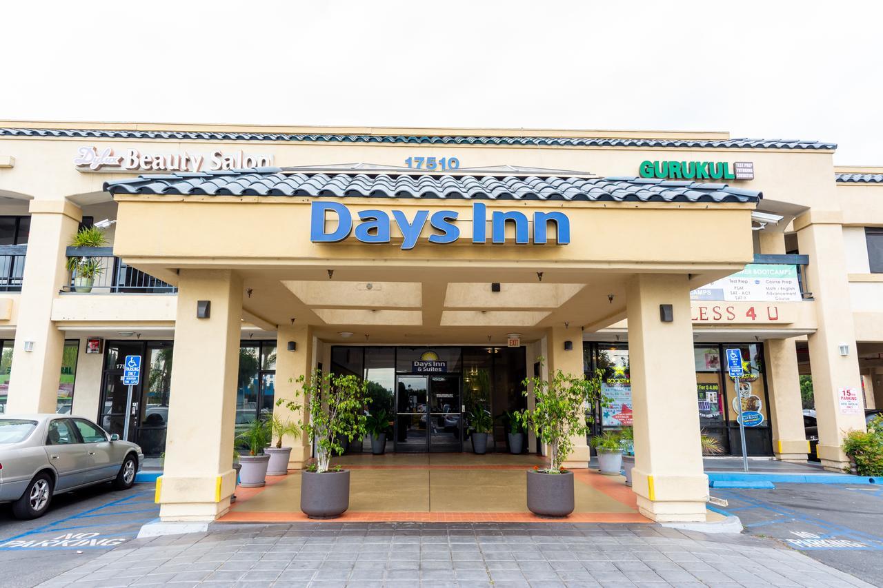 Days Inn & Suites By Wyndham Артижа Экстерьер фото